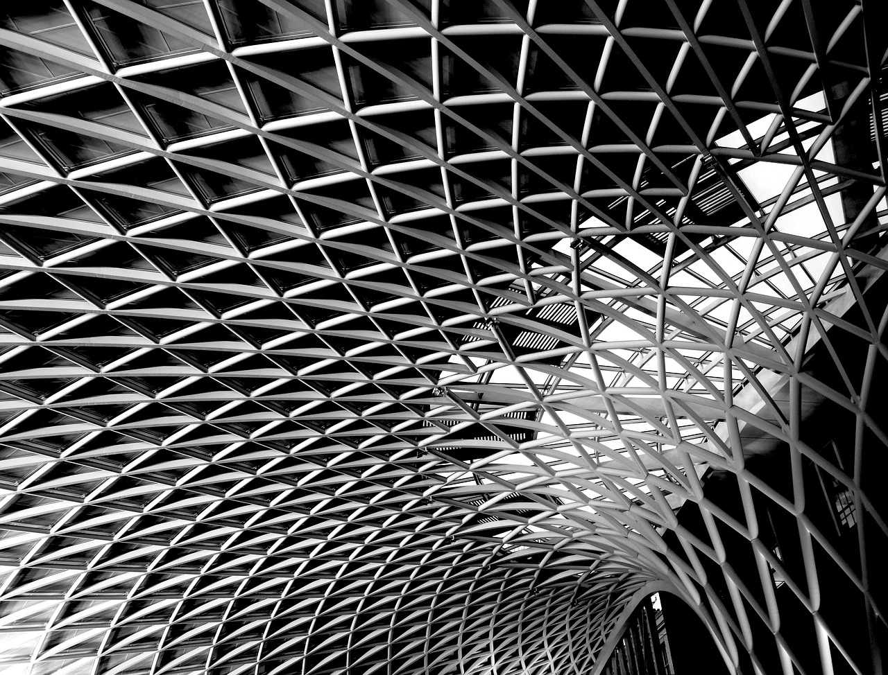 photo of london building with lattice